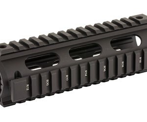 UTG PRO 4/15 CARB QUAD RAIL BLK
